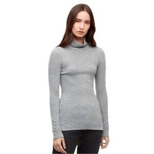 Wilfred Free Buswell Top